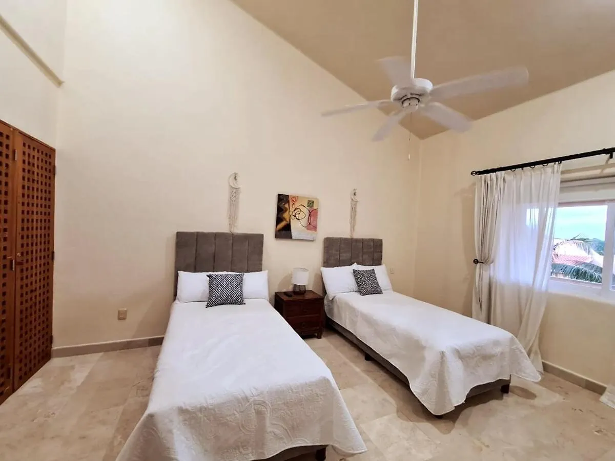 Magnificent Penthouse Jacuzzi, Beach Access & Wifi Пуэрто-Авентурас Апартаменты