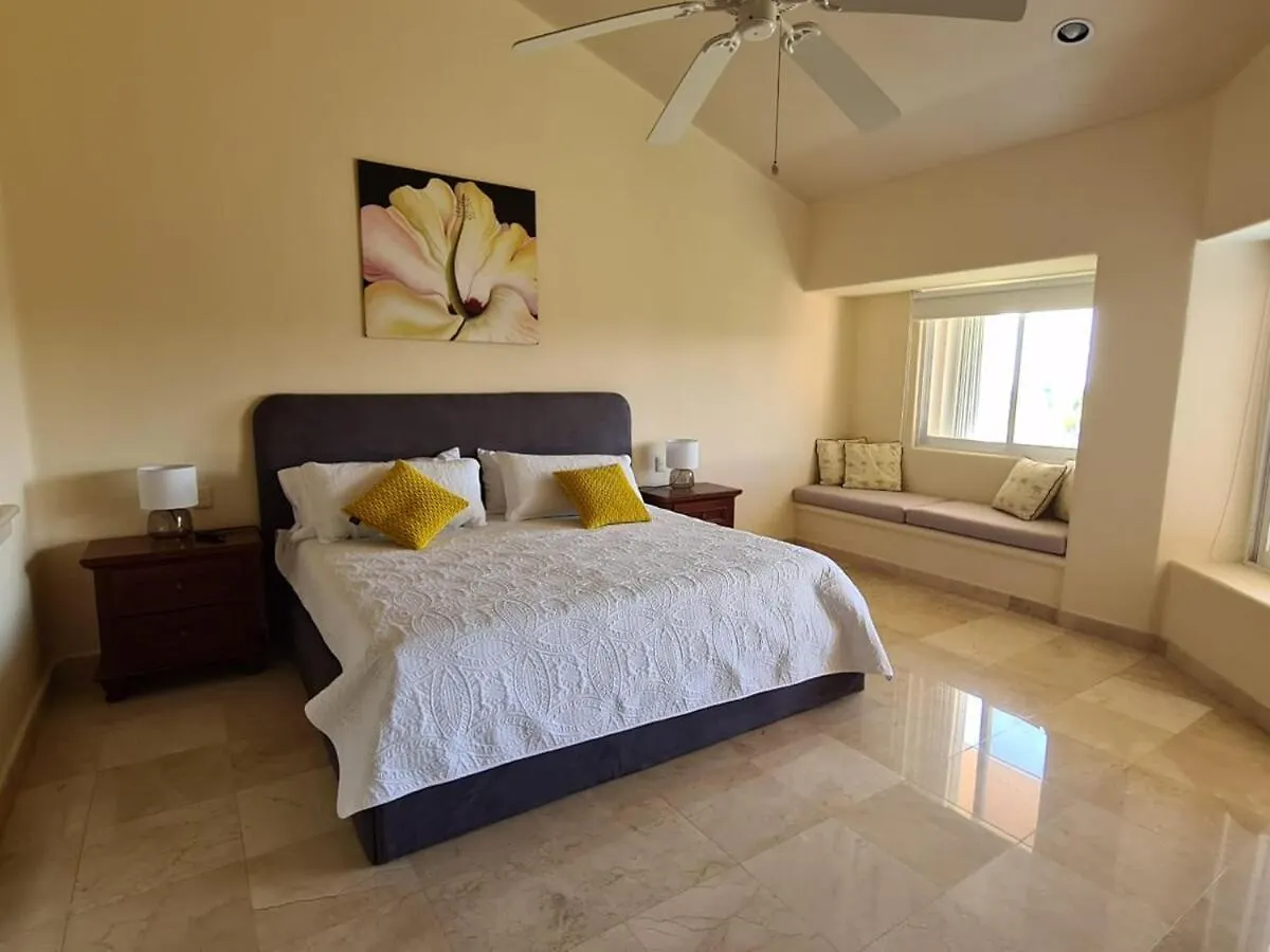 Magnificent Penthouse Jacuzzi, Beach Access & Wifi Пуэрто-Авентурас Апартаменты